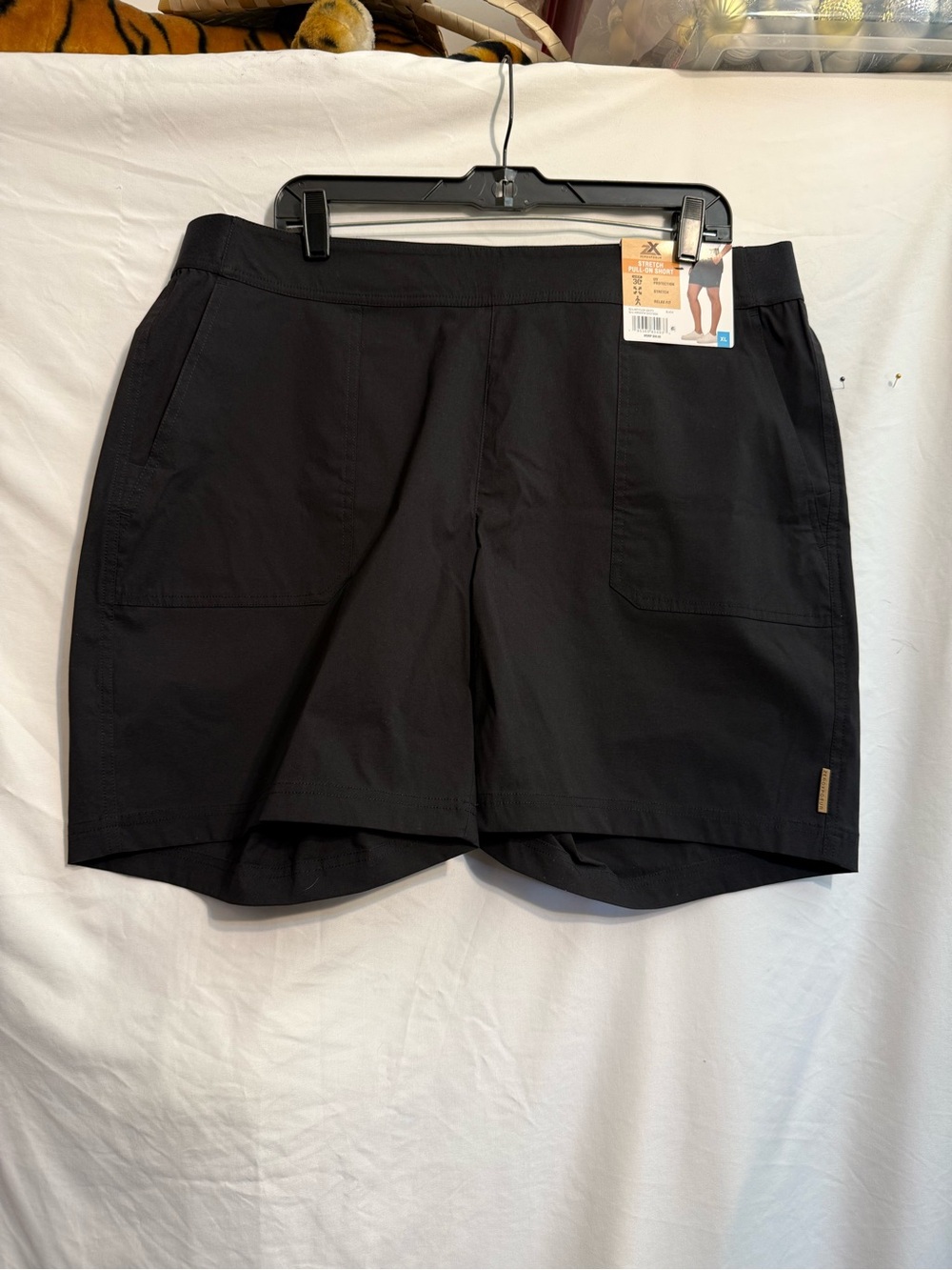ZeroXposur Men's Black Athletic Shorts with Front Patch Pockets